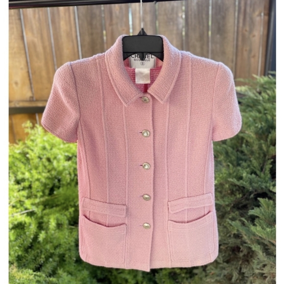 Vintage Chanel Suit - Picture 11 of 15